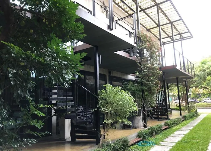 Bed Stop Hotel Chiangmai